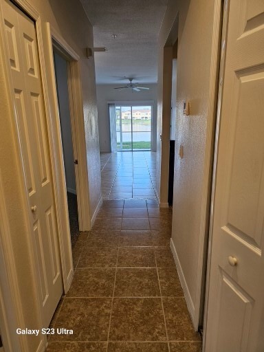 Building Photo - 3576 Parkridge Cir