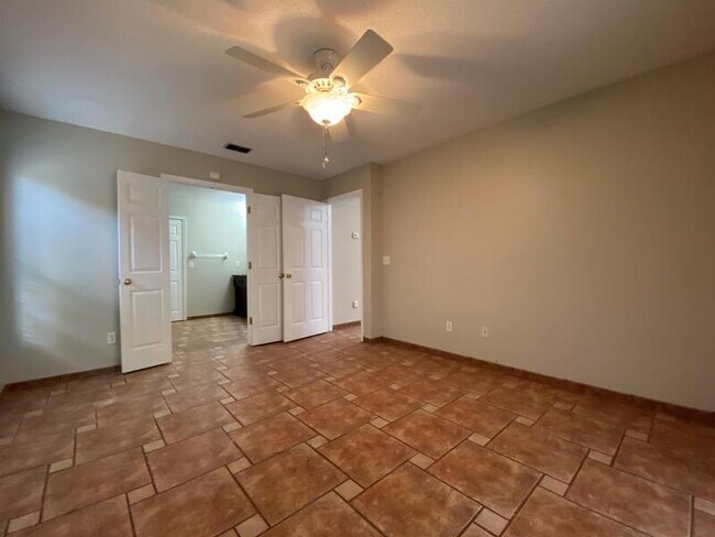 Building Photo - 3791 Lake Mirage Blvd