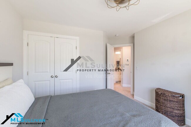 Building Photo - 245 Marbella Grove Ct