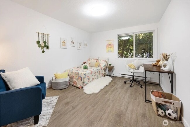 Building Photo - 2Bd/1.75Ba Kirkland Condo