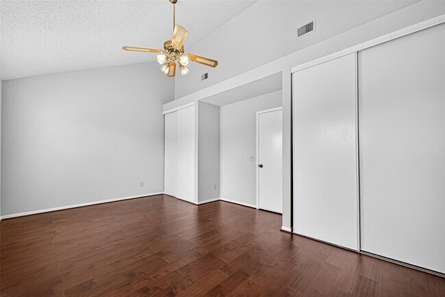 Building Photo - 2910 Grants Lake Blvd