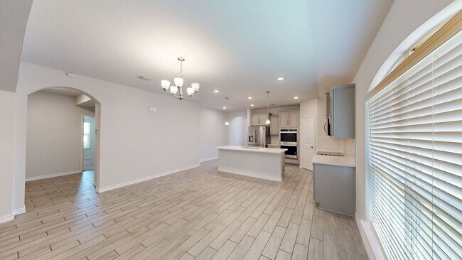 Building Photo - CHECK OUT THIS 4 BEDROOM, 2 BATH, 3 CAR GARAGE HOME IN HARKER HEIGHTS!
