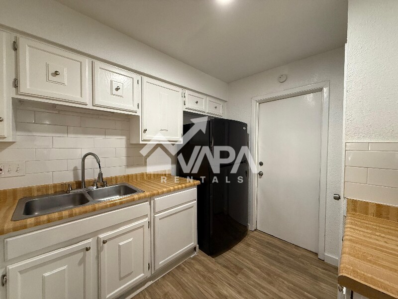 Building Photo - 6507 Ridge Peak Dr