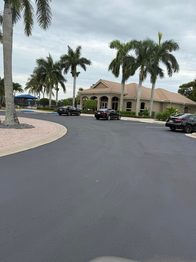 Building Photo - 2891 Cedar Dunes Dr