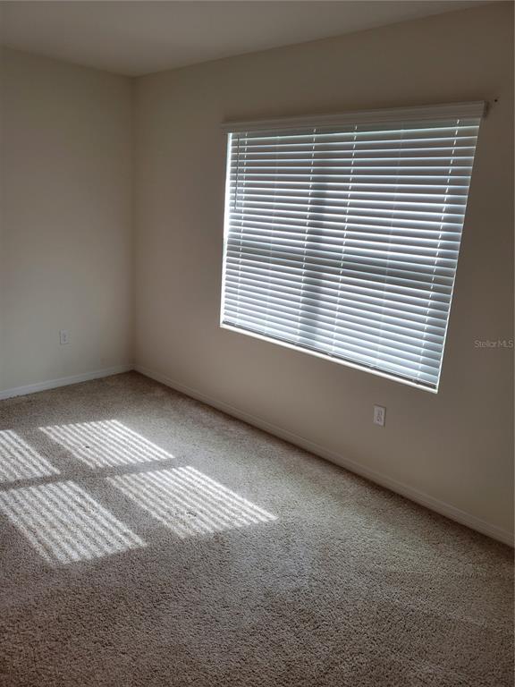 Building Photo - 2279 Delhi Pl