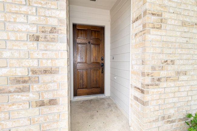 Building Photo - 15406 Apple Bloom Way