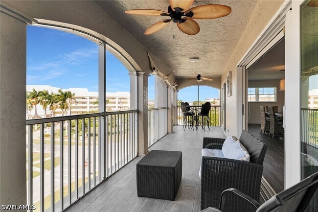 Building Photo - 1020 Swallow Ave