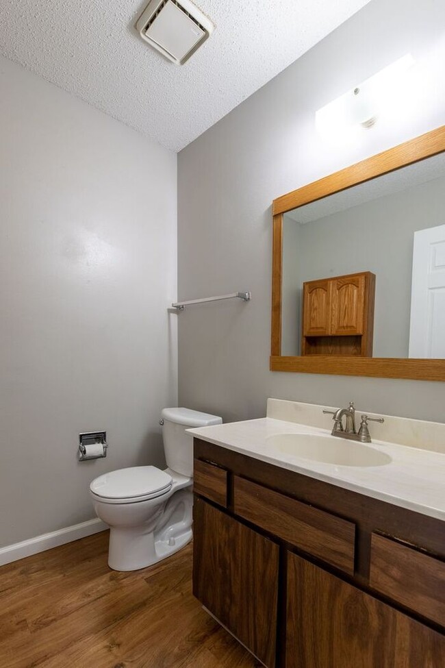Building Photo - **Charming 3-Bedroom Home with Spacious Ya...