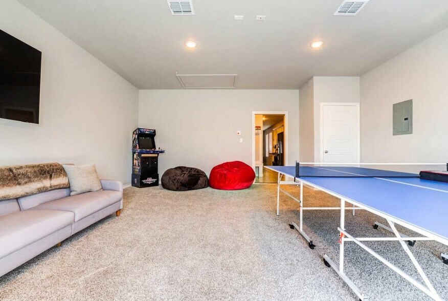 Building Photo - 7224 23rd St