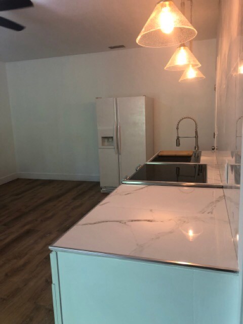 Building Photo - 4632 129th Ave N