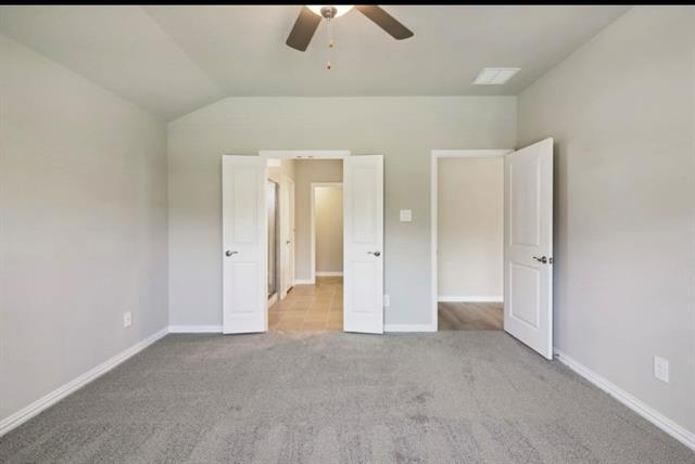 Building Photo - 909 Edgehurst Dr