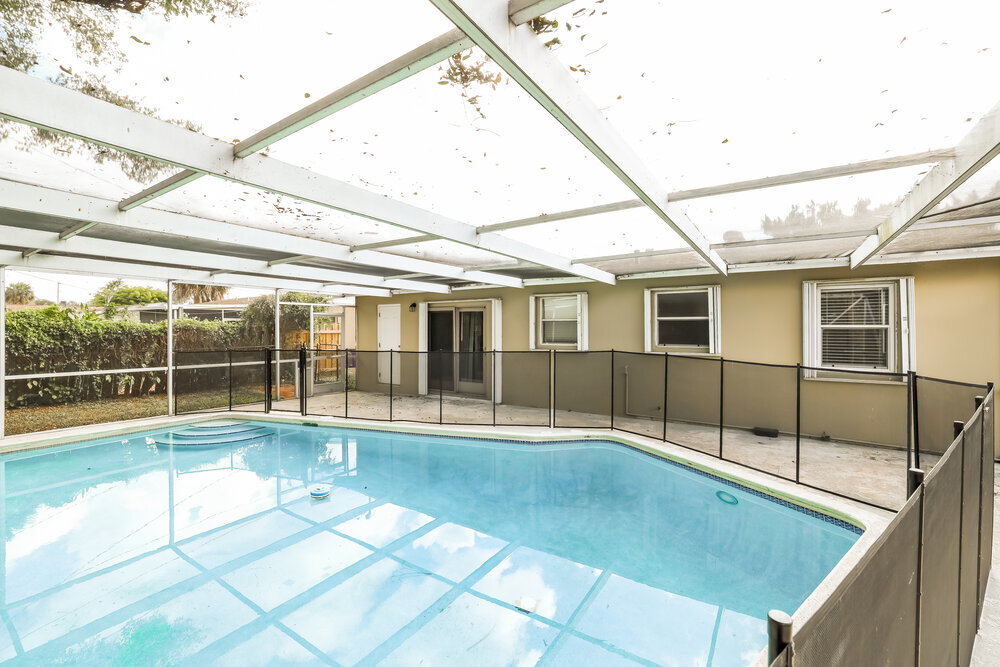 Building Photo - 295 Cherry St