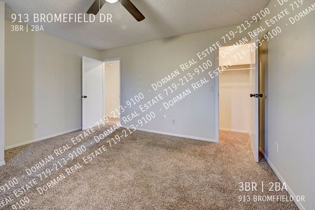Building Photo - 913 Bromefield Dr