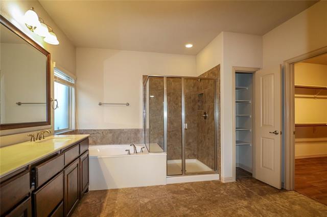 Building Photo - 6805 San Fernando Dr