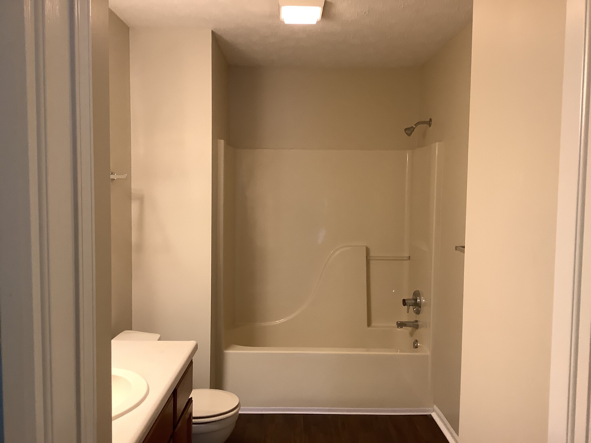 Building Photo - 6002 Candlewick Dr