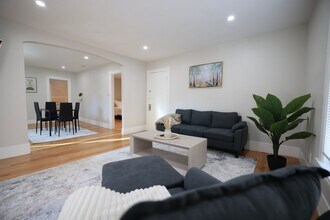 Building Photo - Spacious 2BR Apartment  in Lewiston