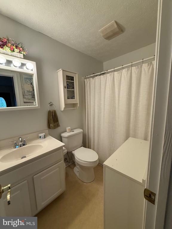 Building Photo - 12 Portsmouth Rd