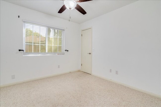 Building Photo - 3111 Festus Dr