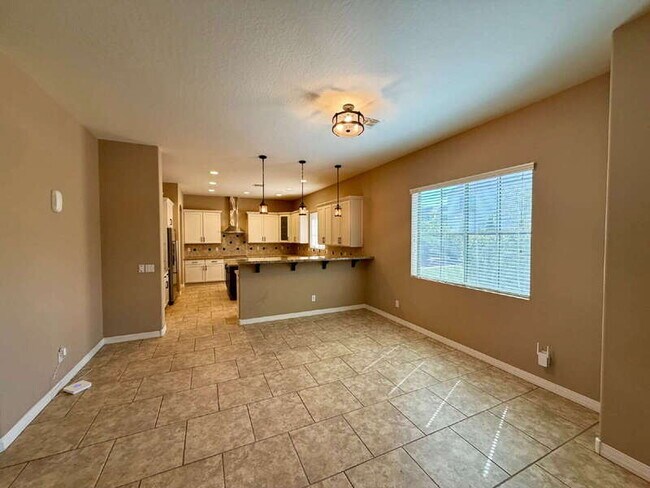 Building Photo - 6250 S Rochester Dr