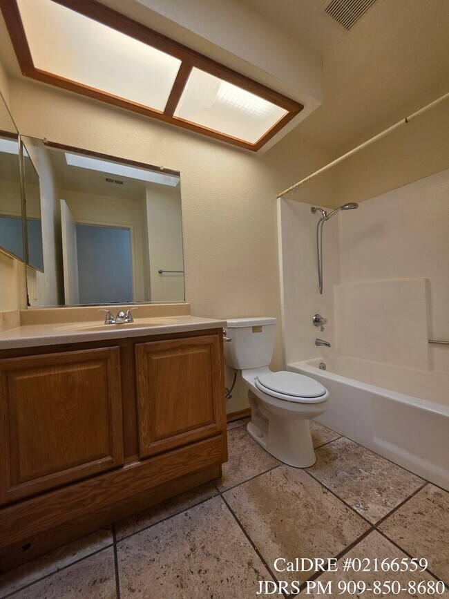 Building Photo - Moreno Valley 4 Bedroom Home