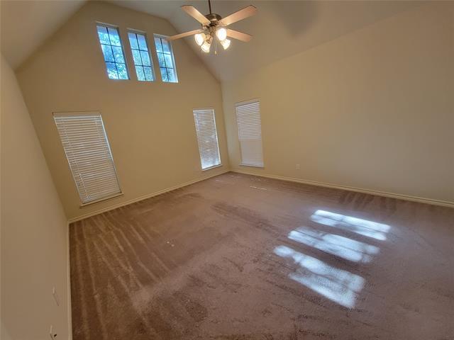 Building Photo - 9380 Snowberry Dr