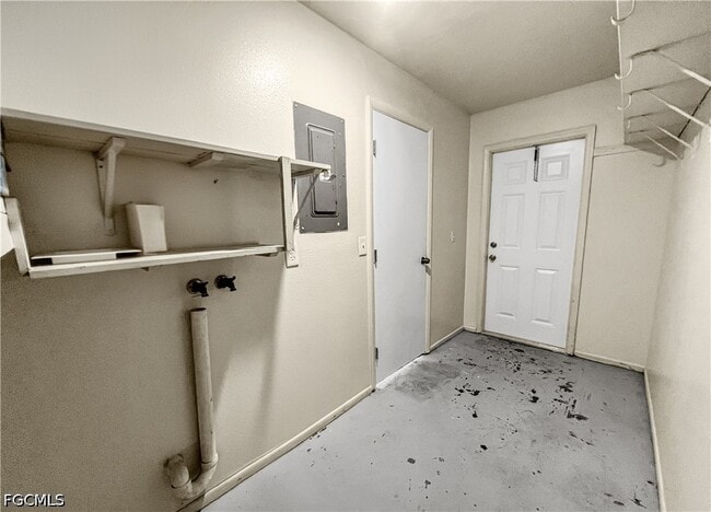 Building Photo - 2239 Iris Way