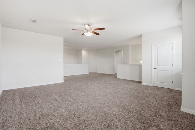 Building Photo - Beautiful on Burlingame