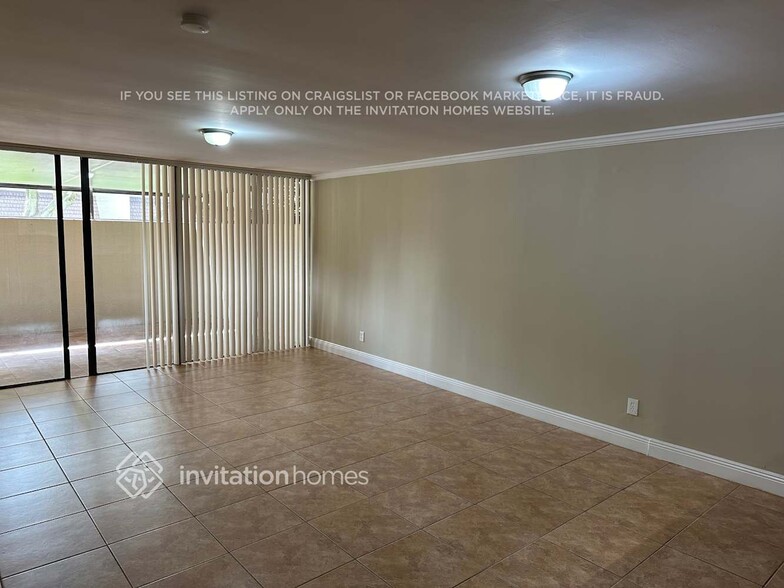 Building Photo - 1500 Hammock Ln