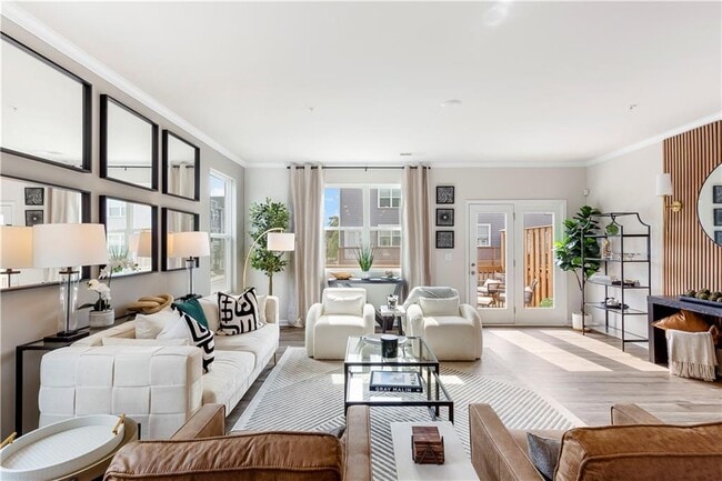 Building Photo - 3642 S Fulton Ave