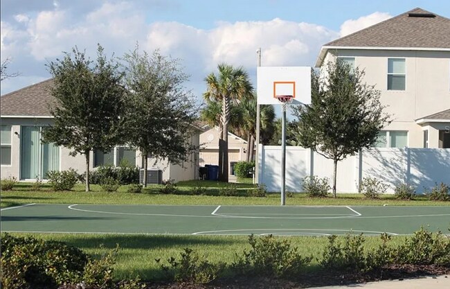 Building Photo - 8305 Deerland Bluff Ln