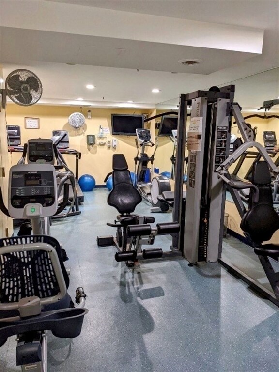 Building Photo - 350 Revere Beach Blvd