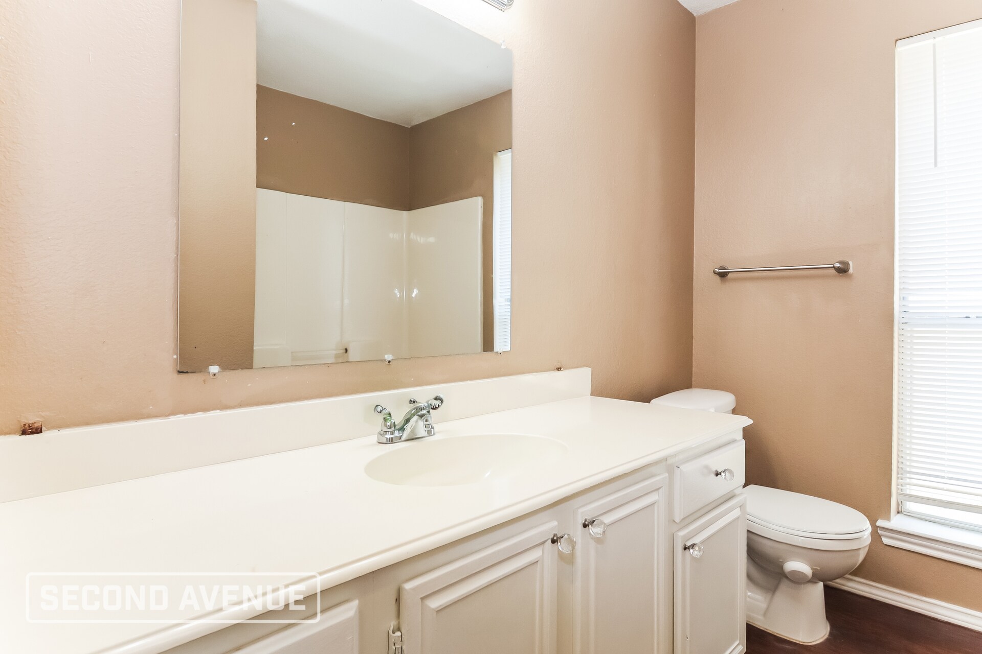 Building Photo - 616 Elm Falls Pl