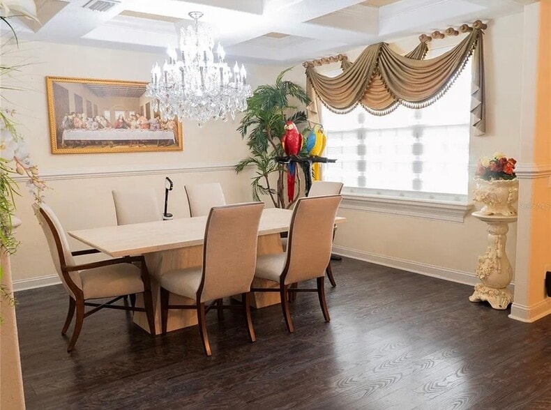 Dining room - 1304 Ocoee Apopka Rd