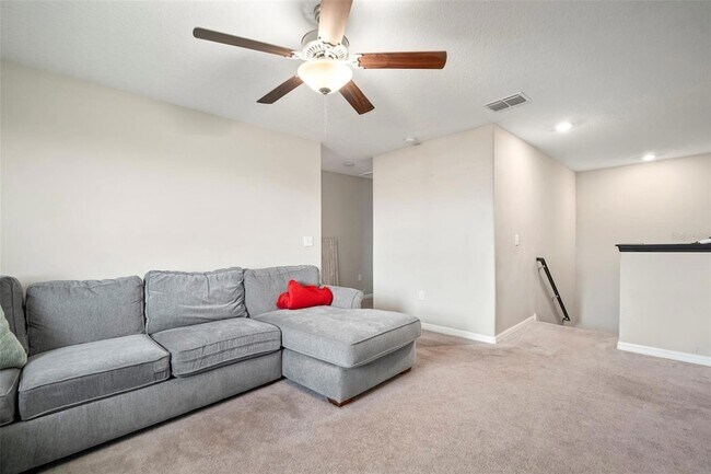 Building Photo - 5430 Blue Azure Dr