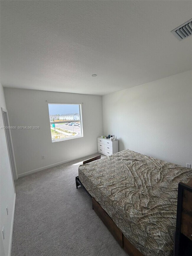 Building Photo - 35537 SW 189th Ct