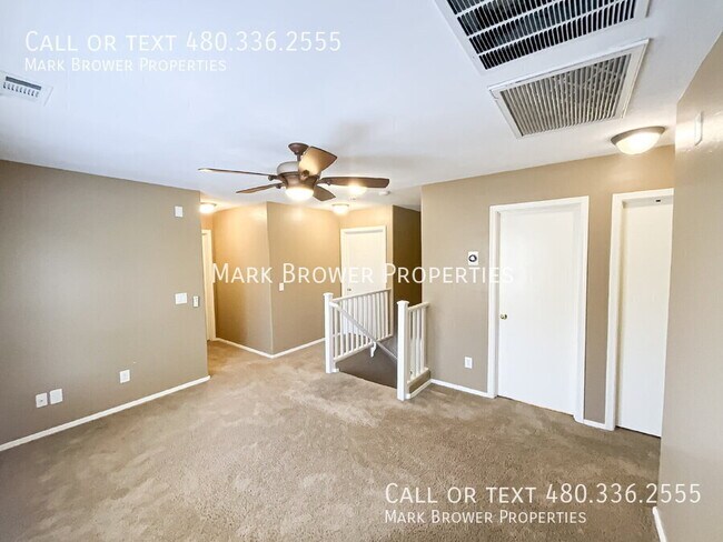 Building Photo - 2150 E Sunland Ave