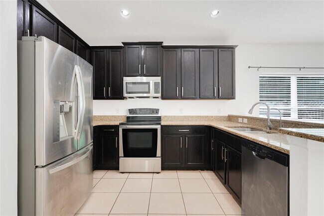 Building Photo - 188 Whispering Pines Way