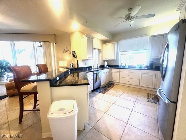 Building Photo - 400 Flagship Dr