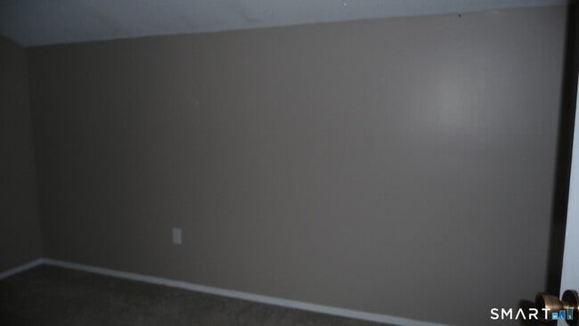 Building Photo - 11 Little River Ln