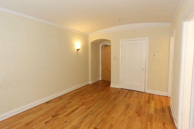 Building Photo - 541 W Arlington Pl