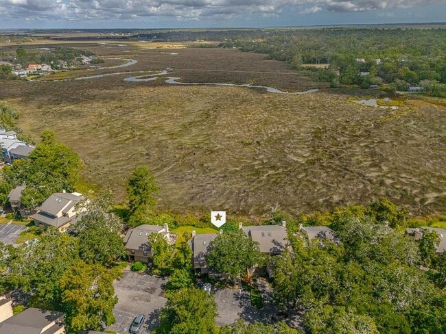 Building Photo - 310 Brockinton Marsh