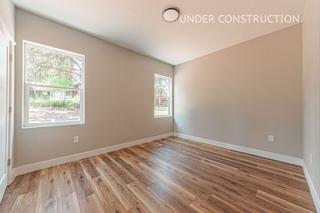 Building Photo - Brand New Woodland Park Townhome!