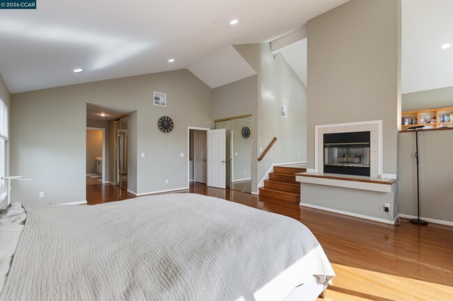 Building Photo - 342 Newcastle Ln