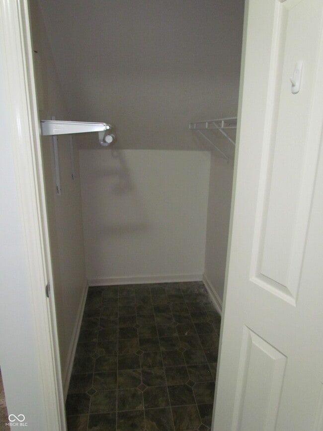 Building Photo - 13888 Willesden Cir