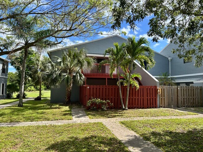 Primary Photo - 23 Crossings Cir
