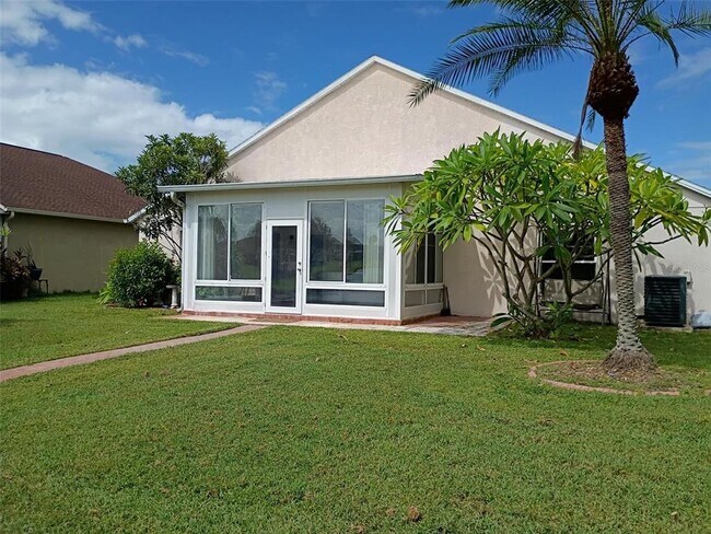 Building Photo - 862 Bayou View Dr