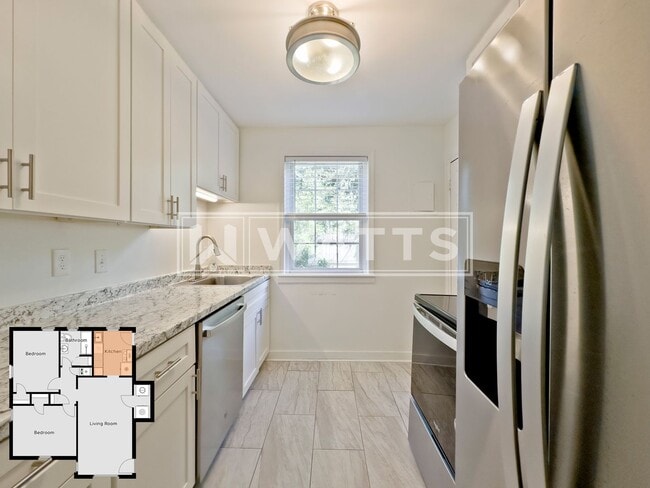 Building Photo - 2 Bedroom Condo in Mountain Brook, AL