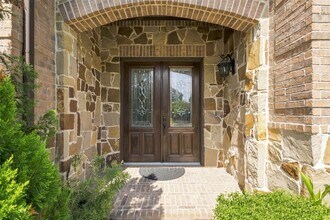 Building Photo - 3020 Rocky Canyon Dr