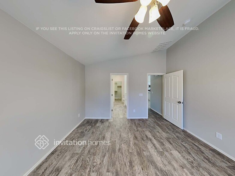 Building Photo - 41619 W Corvalis Ln