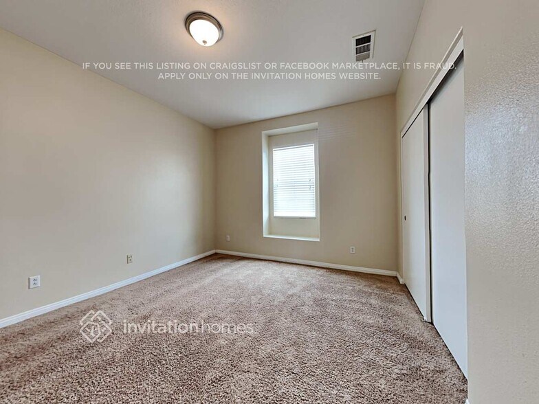 Building Photo - 44027 42nd St W